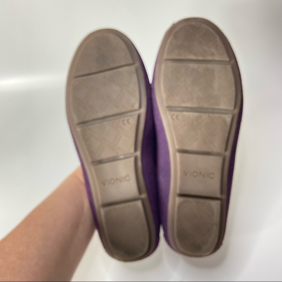 Vionic Chill Debbie Suede Loafers Flats Size 6 Purple Plum - Picture 9 of 9